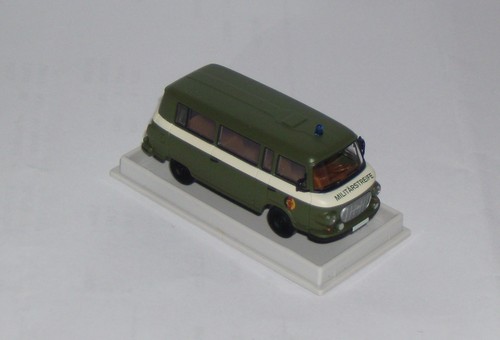 Brekina 1000 barkas - b,