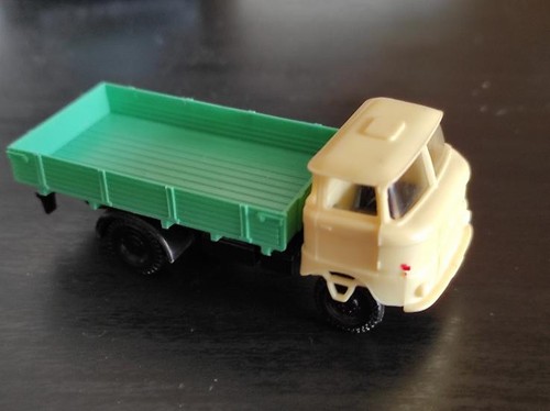 Ddr plastik modellauto - ddr, 1:87
