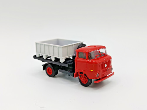 87311 ifa w50 rot mit - ,