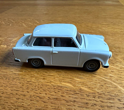 Trabant 601 pkw modellauto - 601,